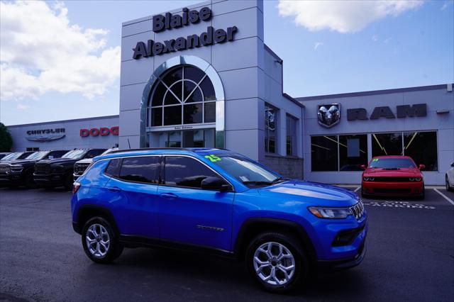 2025 Jeep Compass Latitude 4x4 2025 Jeep Compass Latitude 4x4