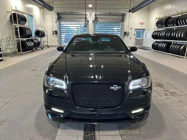2023 Chrysler 300 C