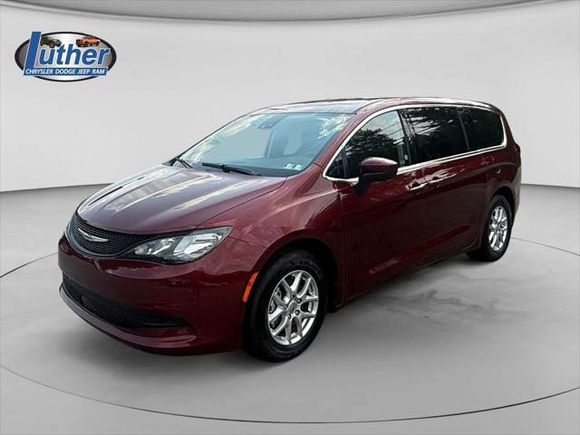2023 Chrysler Voyager LX