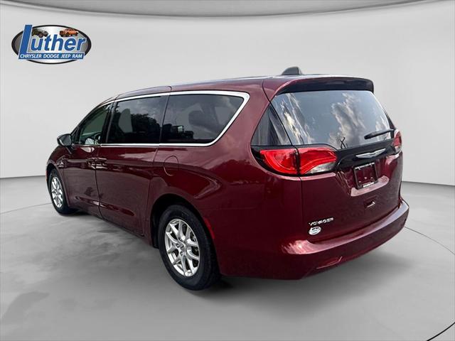 2023 Chrysler Voyager LX