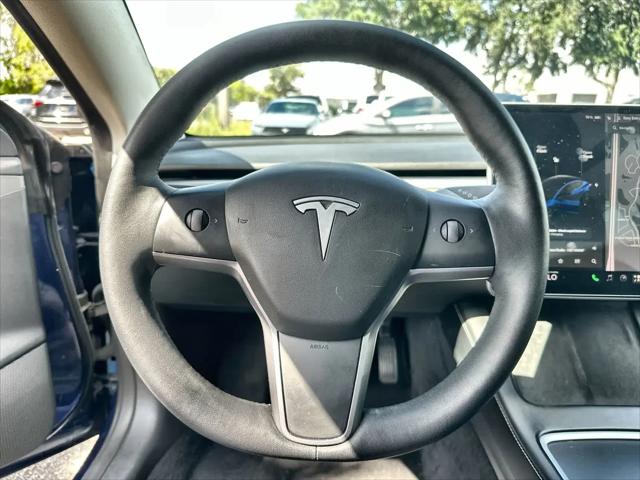2021 Tesla Model 3 Standard Range Plus Rear-Wheel Drive