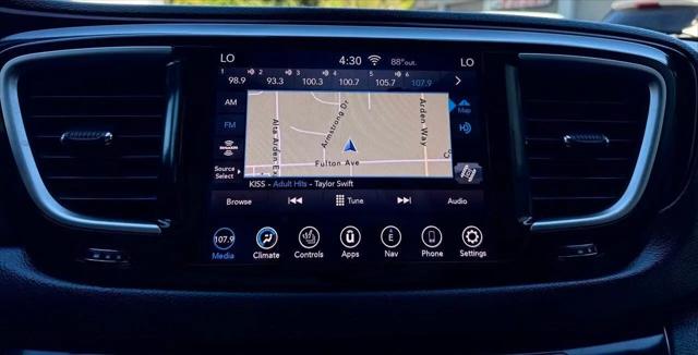 2020 Chrysler Pacifica 35th Anniversary Touring L Plus
