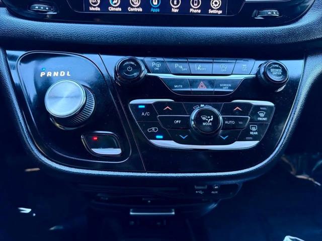 2020 Chrysler Pacifica 35th Anniversary Touring L Plus