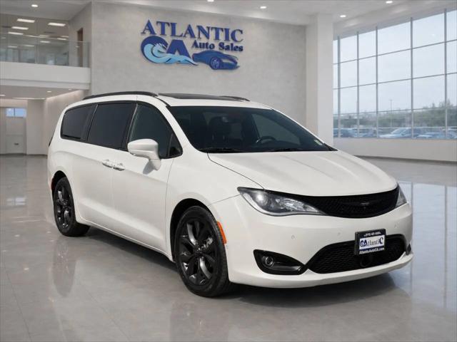 2020 Chrysler Pacifica 35th Anniversary Touring L Plus