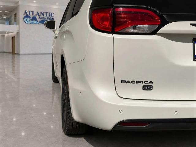 2020 Chrysler Pacifica 35th Anniversary Touring L Plus