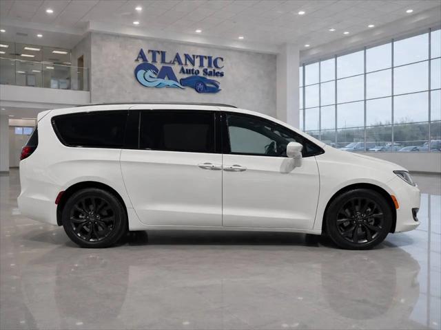 2020 Chrysler Pacifica 35th Anniversary Touring L Plus