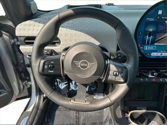 2025 MINI Hardtop Cooper