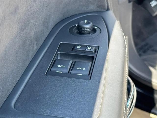2012 Dodge Challenger SRT8 392