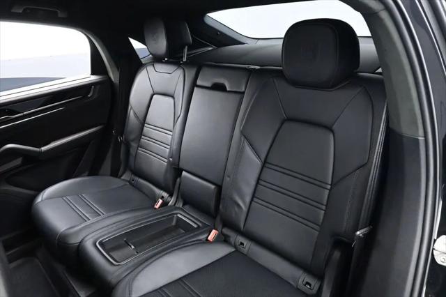 2024 Porsche Cayenne Turbo GT
