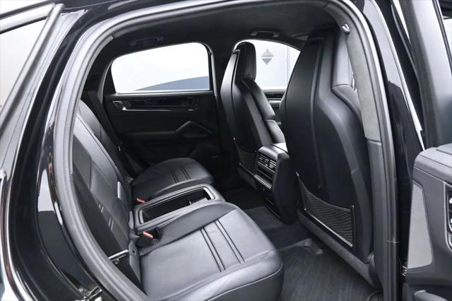 2024 Porsche Cayenne Turbo GT
