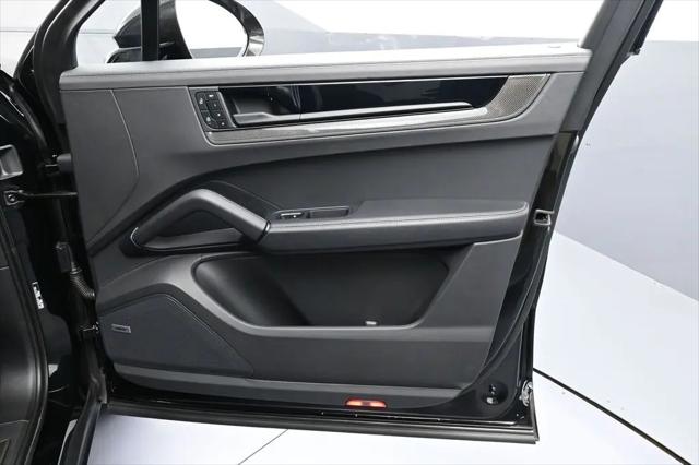 2024 Porsche Cayenne Turbo GT