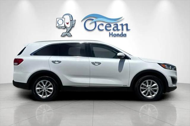 2016 Kia Sorento 2.4L LX