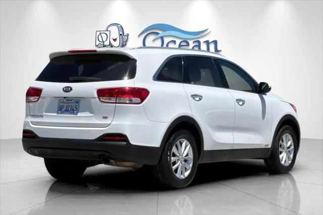 2016 Kia Sorento 2.4L LX