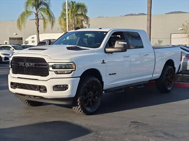 2023 Ram 3500 Laramie Mega Cab 4x4 64 Box