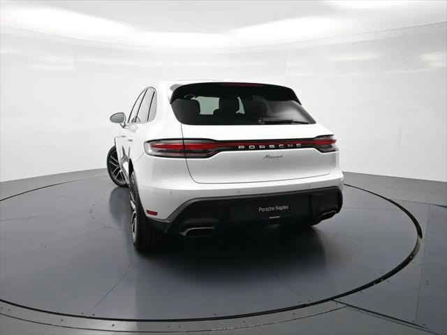 2026 Porsche Macan Macan