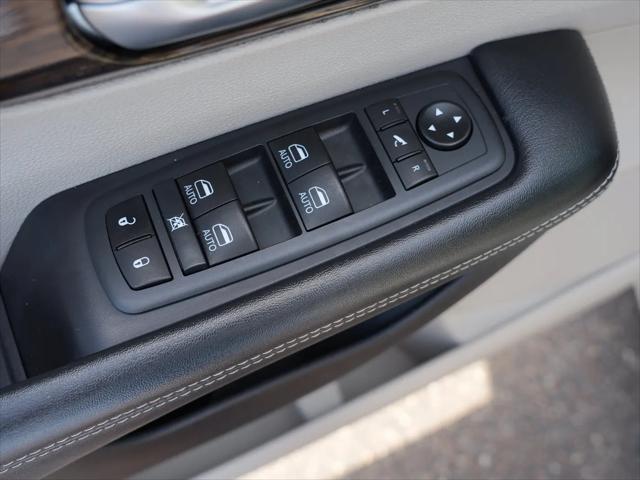 2021 Chrysler Pacifica Limited AWD