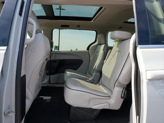 2021 Chrysler Pacifica Limited AWD