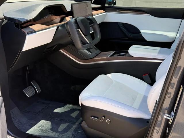 2024 Tesla Model X Long Range