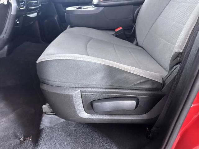 2021 Ram 1500 SLT Crew Cab 4x4 5'7" Box