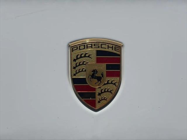 2021 Porsche Macan Macan