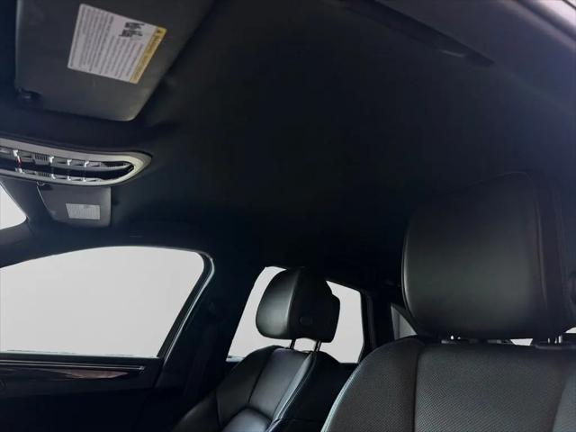 2021 Porsche Macan Macan