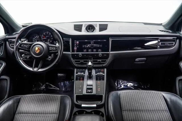 2023 Porsche Macan T