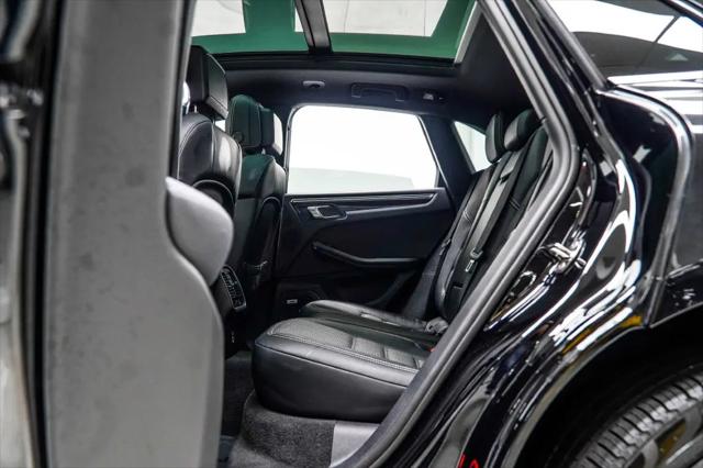 2023 Porsche Macan T