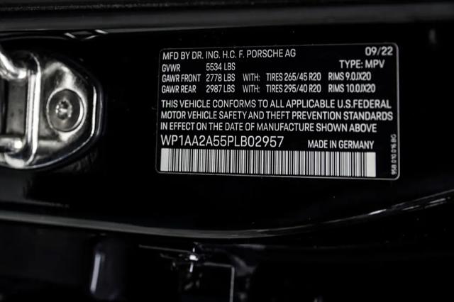 2023 Porsche Macan T