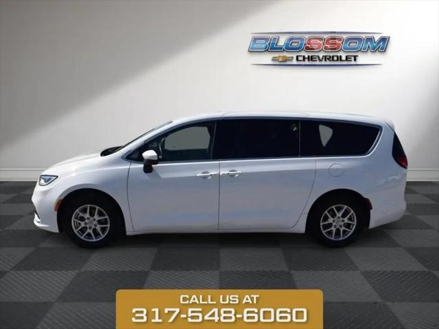 2023 Chrysler Pacifica Touring L
