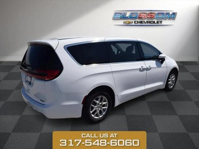 2023 Chrysler Pacifica Touring L