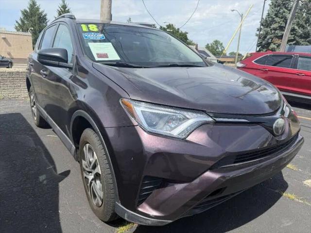 2018 Toyota RAV4 LE for sale in Lincoln Park, MI