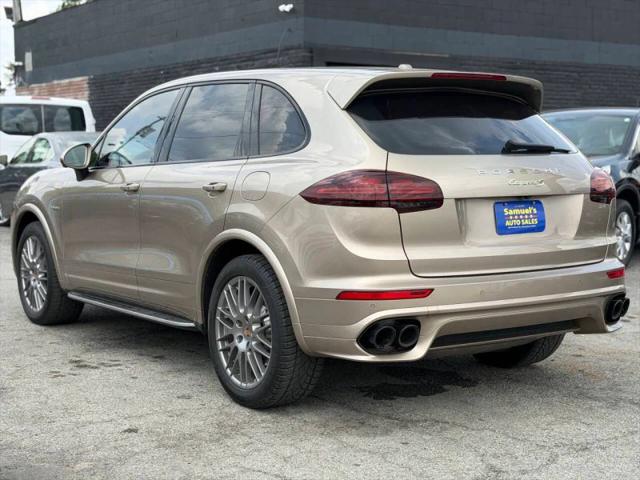 2015 Porsche Cayenne S E