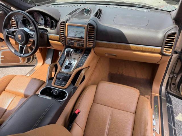 2015 Porsche Cayenne S E