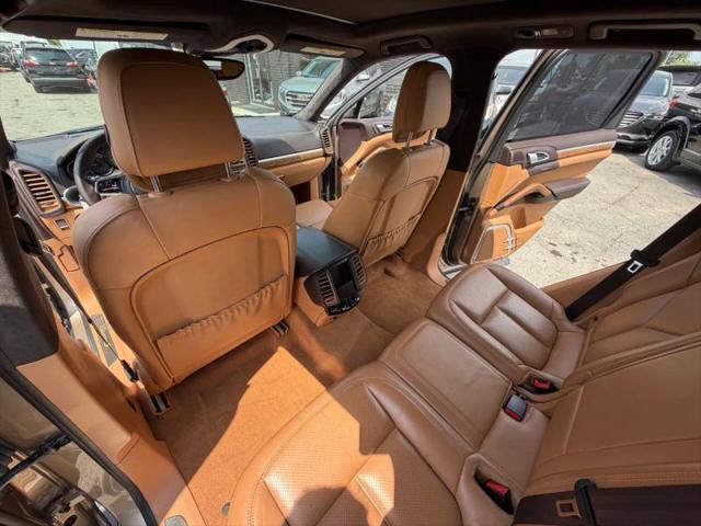 2015 Porsche Cayenne S E
