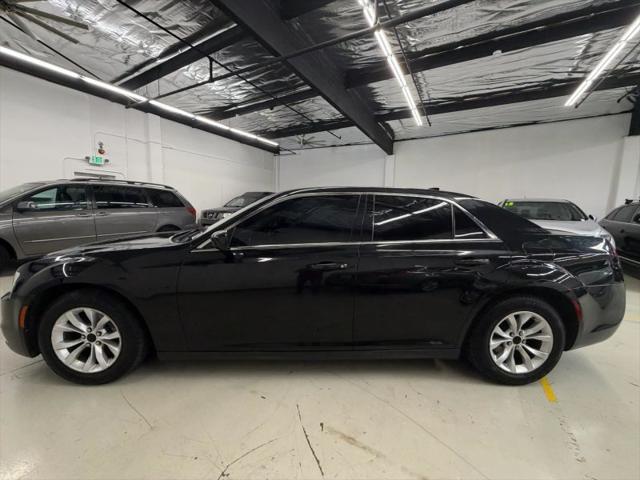 2015 Chrysler 300 Limited