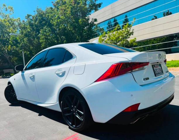 2018 Lexus IS 300 300