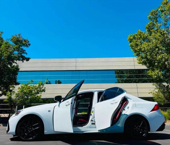 2018 Lexus IS 300 300
