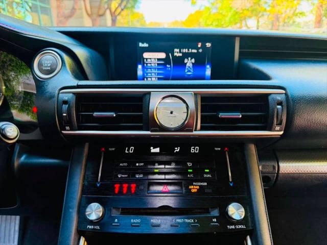 2018 Lexus IS 300 300
