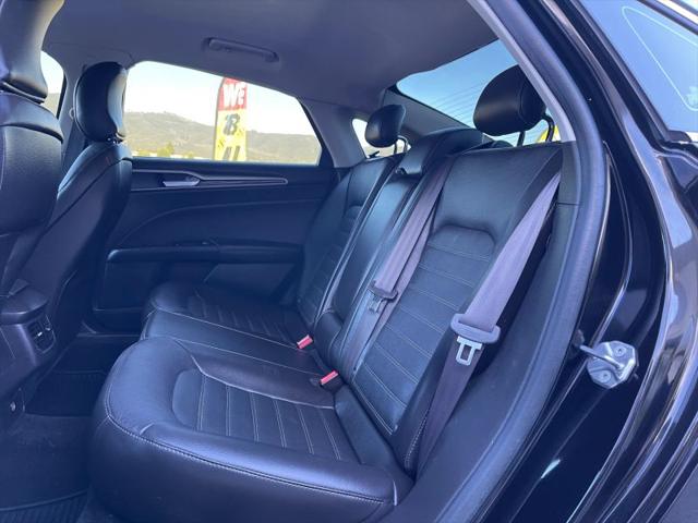 2016 Ford Fusion SE
