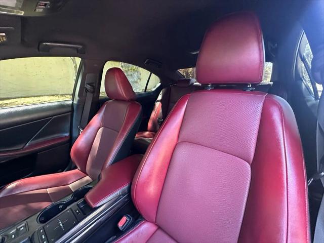 2021 Lexus IS 300 300