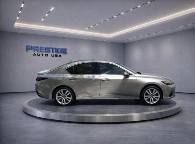 2021 Lexus IS 300 300