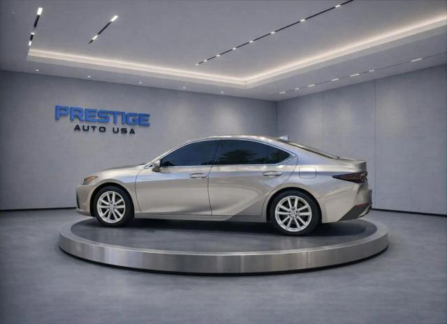 2021 Lexus IS 300 300