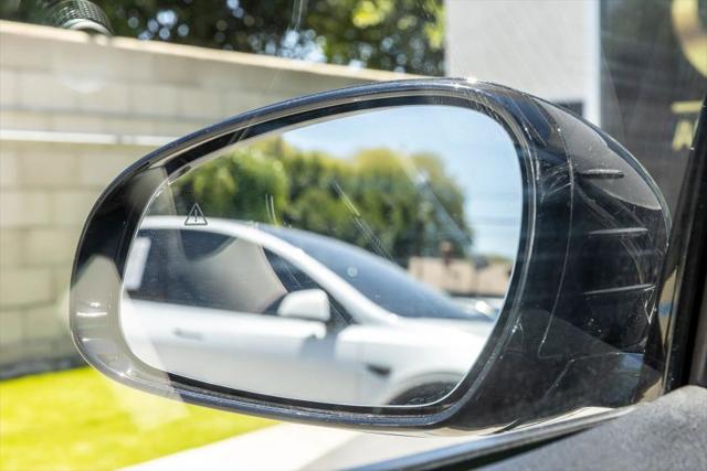 2025 Genesis G70 2.5T RWD