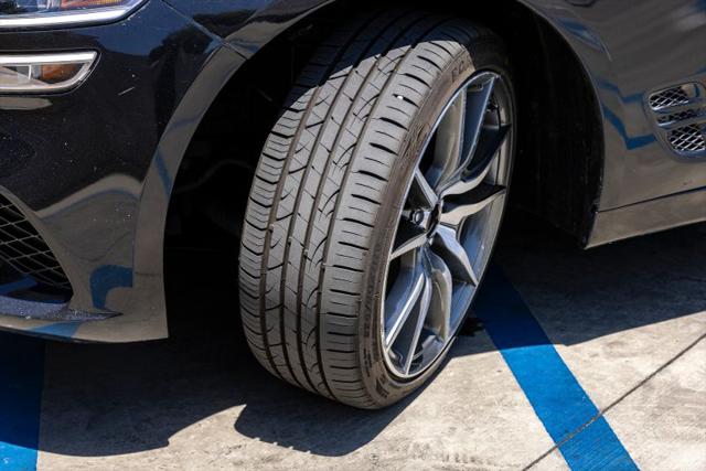 2025 Genesis G70 2.5T RWD