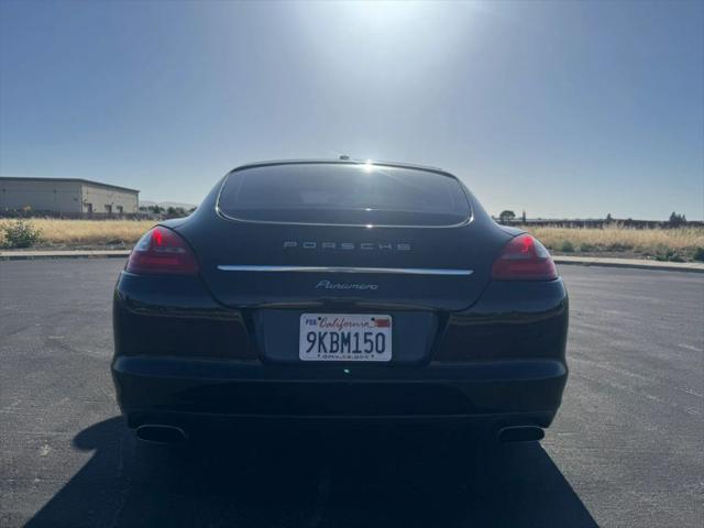 2011 Porsche Panamera 4