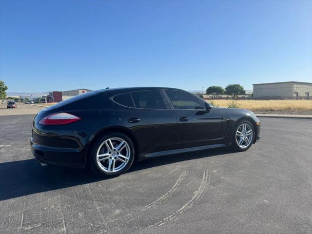 2011 Porsche Panamera 4