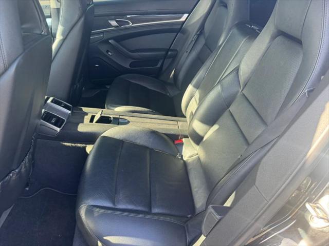 2011 Porsche Panamera 4