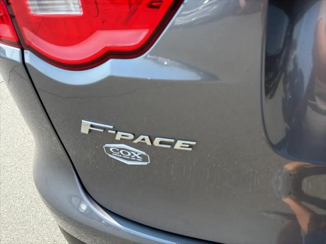 2017 Jaguar F-PACE 35t Prestige