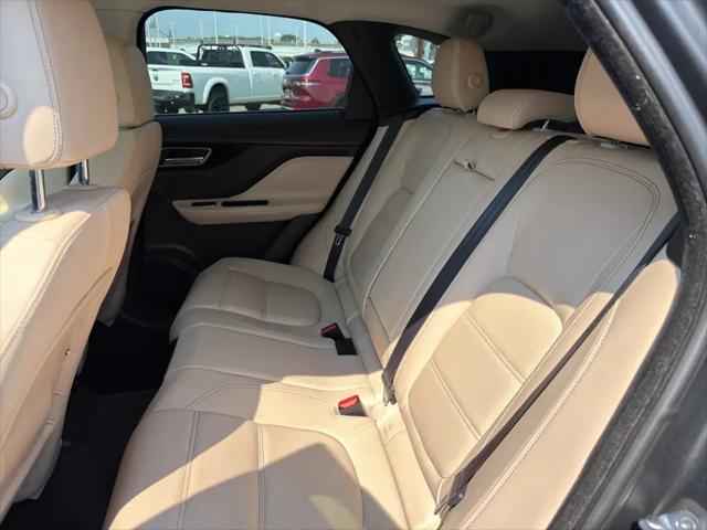 2017 Jaguar F-PACE 35t Prestige