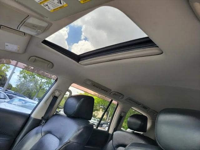 2014 INFINITI QX80 Standard